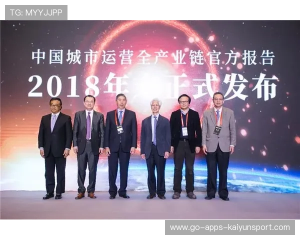 构建运动品牌跨界合作案例传播的新闻平台，写出三种活动运营中跨界整合的产品案例